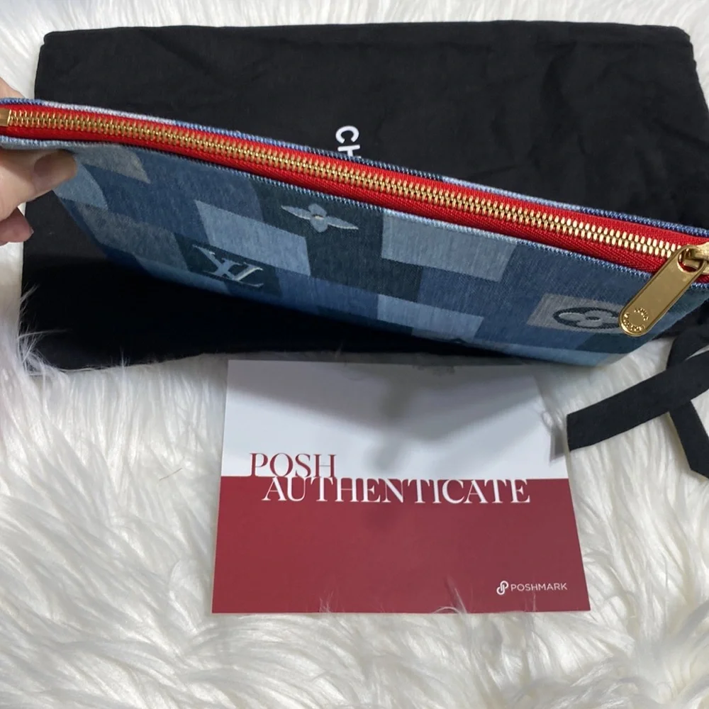 LOUIS VUITTONAuth Monogram Denim City Pochette Men,Women,Unisex Pouch - Picture 6 of 8